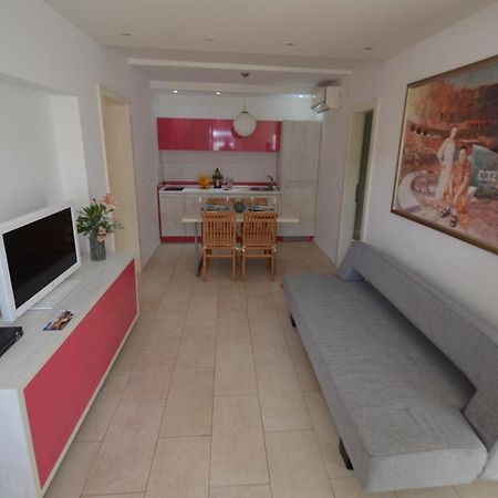 Apartments Karmen Maria Novigrad  Luaran gambar